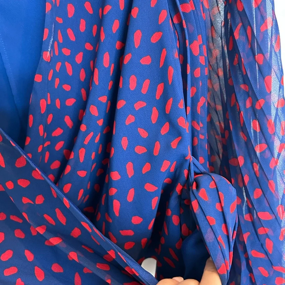 Self portrait crepe printed wrap blouse pleated detail size US 4 blue/red - Picture 4 of 11